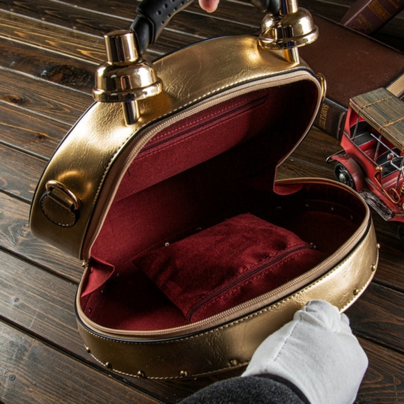 Vintage Clock Crossbody Bag - Picture 9 of 9